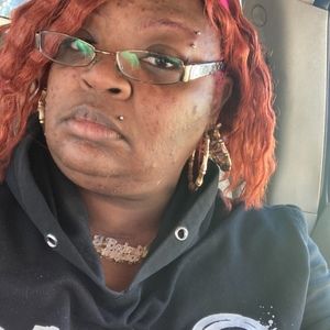 Meet your Posher, Joni